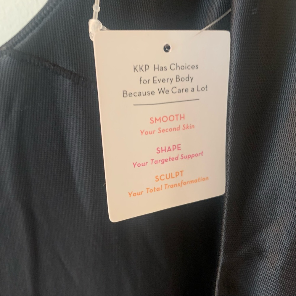 Sara Blakely KKP Shaping Smoothing Shorts Suit - Picture 3 of 9